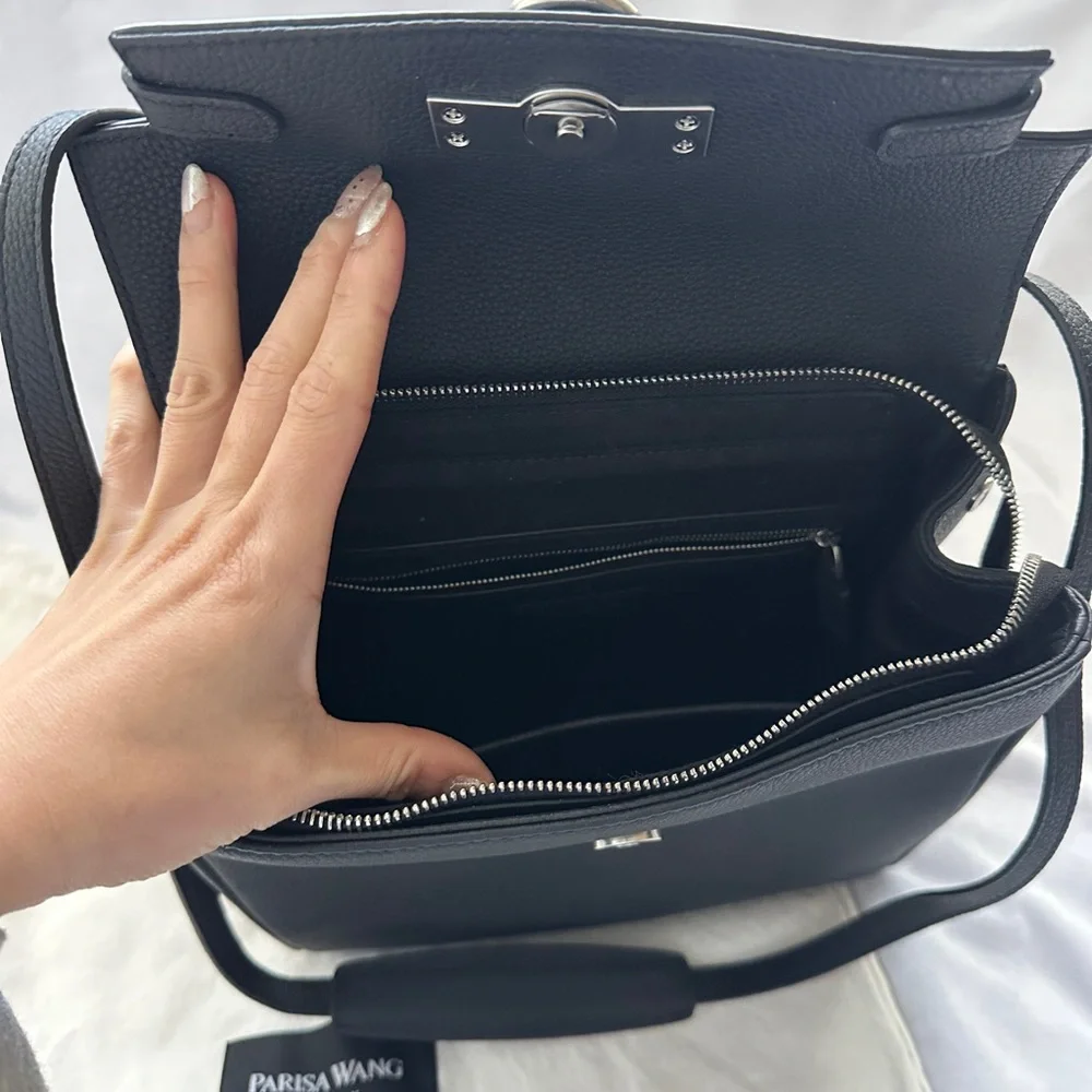 Parisa Wang Grace Backpack convertible backpack crossbody purse - Black (medium) - Picture 6 of 12